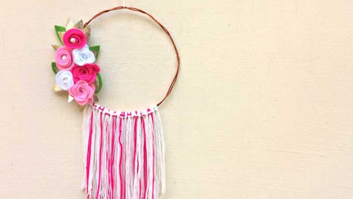 DIY Felt Flower Wreath