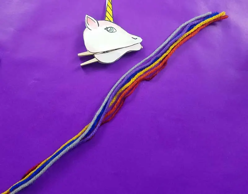 Unicorn clothespin puppets - free printable - step 5