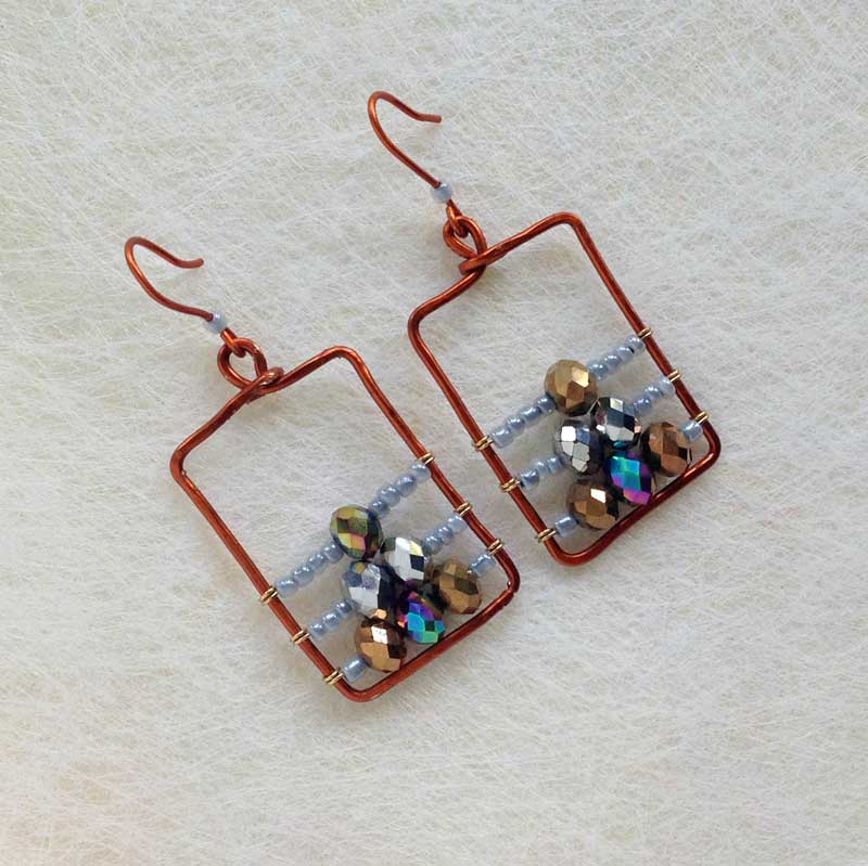 27 Creative Earring Wire Frame Designs