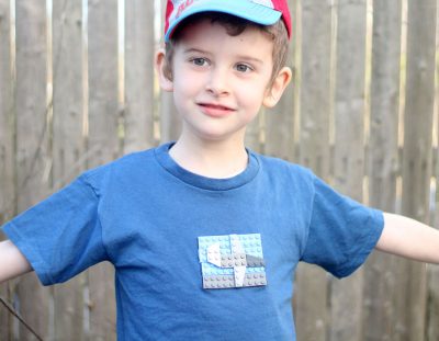 LEGOs T-shirt – Make A Shirt with real LEGO bricks!