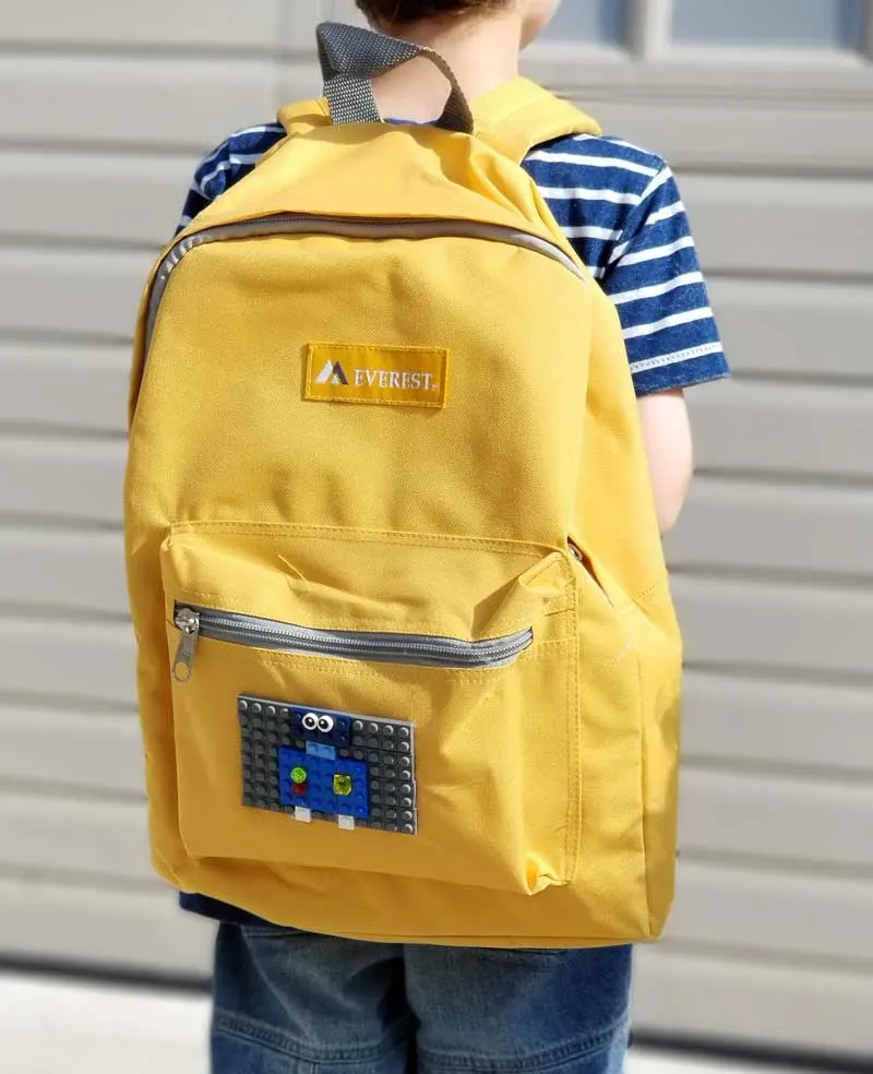 You'll love this adorable robot DIY LEGO backpack craft using real bricks!