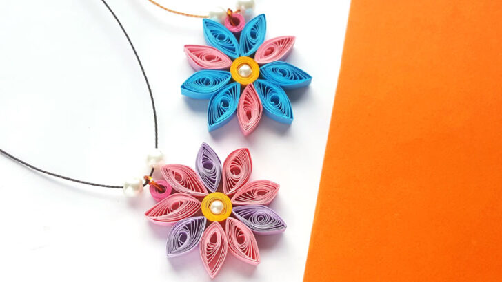 Paper Quilling Flower Pendant