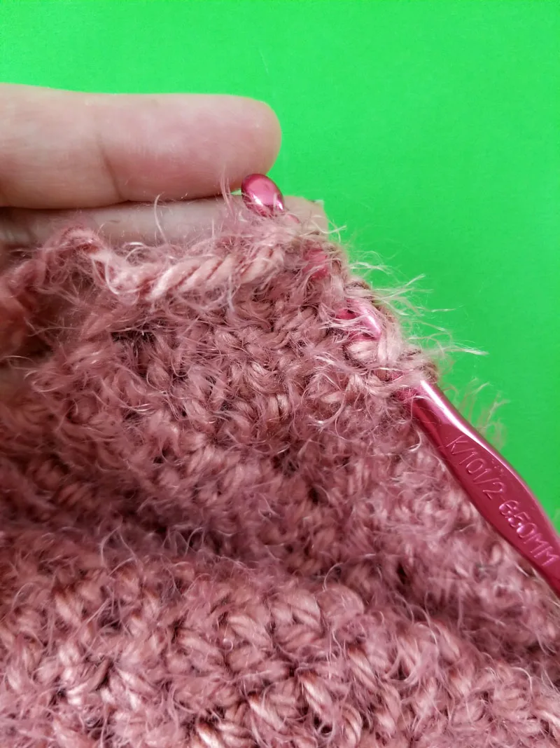 Crochet throw pillow step 4