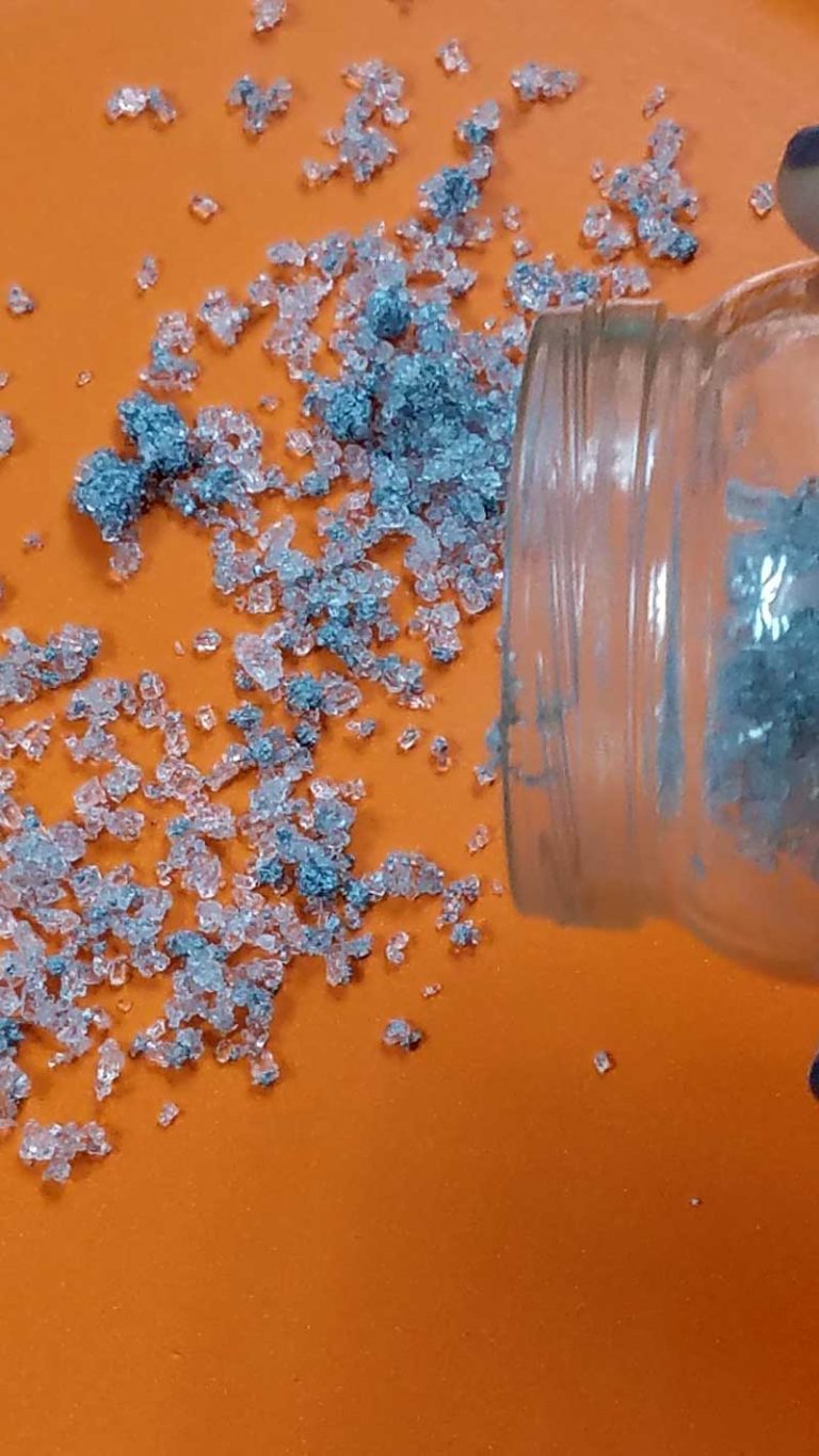 How to Make Biodegradable Glitter * Moms and Crafters