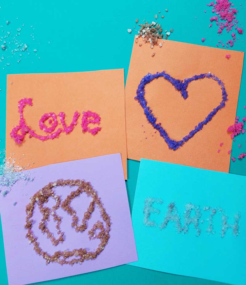 Learn how to make biodegradable glitter using epsom salts! This DIY glitter recipe is an eco-friendly craft and perfect for earth day.