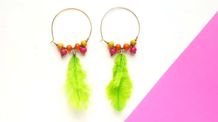 Feather Earrings DIY – Hoop Earrings from Wire