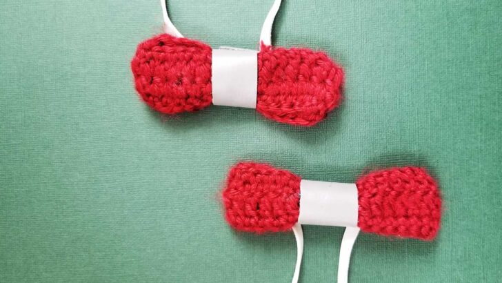 How to Crochet a Bow for Bow Ties and Headbands