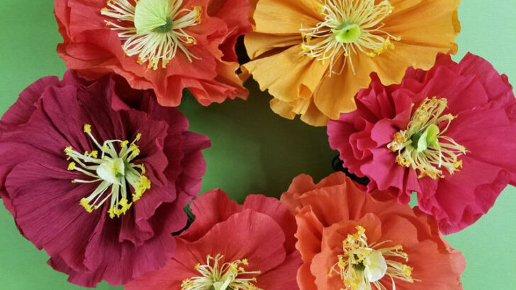 Paper Flower Wreath – Crepe Paper Icelandic Poppies