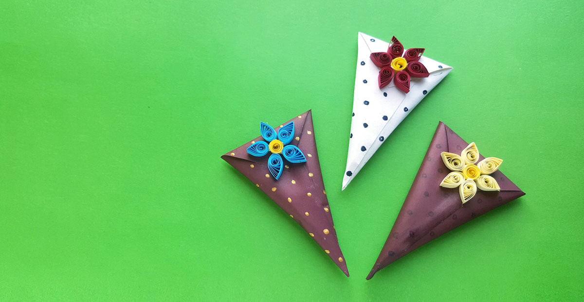 Cone gift box tutorial a fun DIY gift wrap idea! * Moms and Crafters