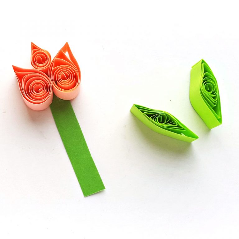 Paper Quilling Tulips Paper Craft for Spring * Moms and Crafters