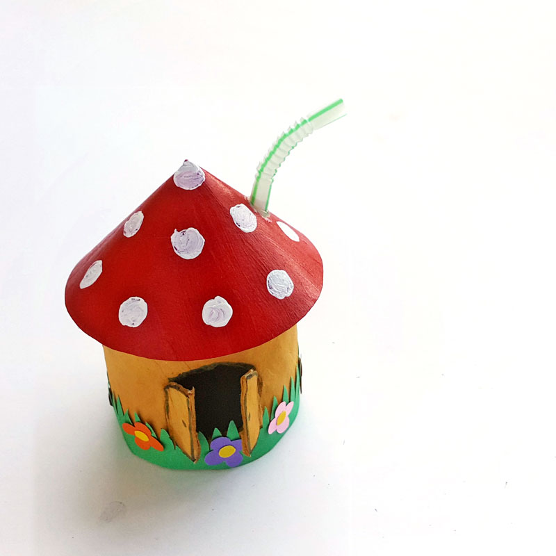 https://www.momsandcrafters.com/wp-content/uploads/2019/03/toadstool-lantern-13.jpg