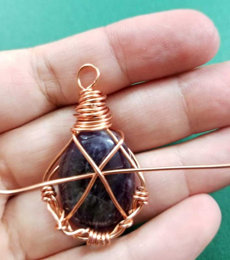 Wire Wrap Stone How to Wire Wrap Stones Without Holes * Moms and Crafters