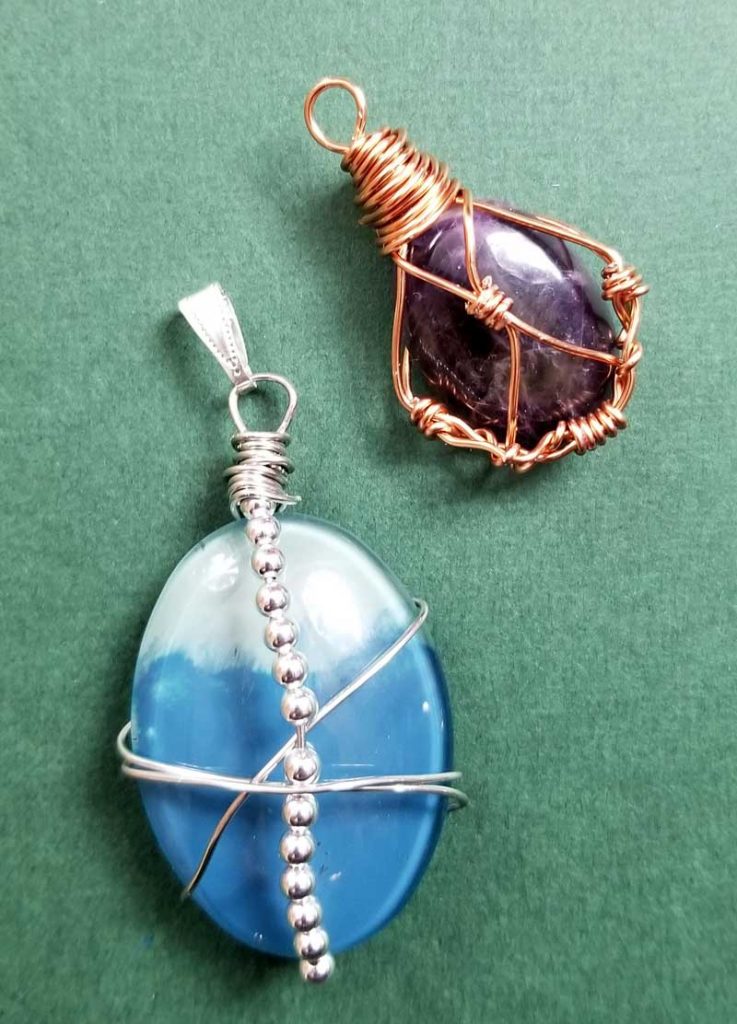 Wire Wrap Stone How to Wire Wrap Stones Without Holes * Moms and Crafters