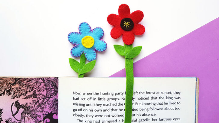 Flower Bookmarks Craft – Make a Felt Flower Pot Bookmark!