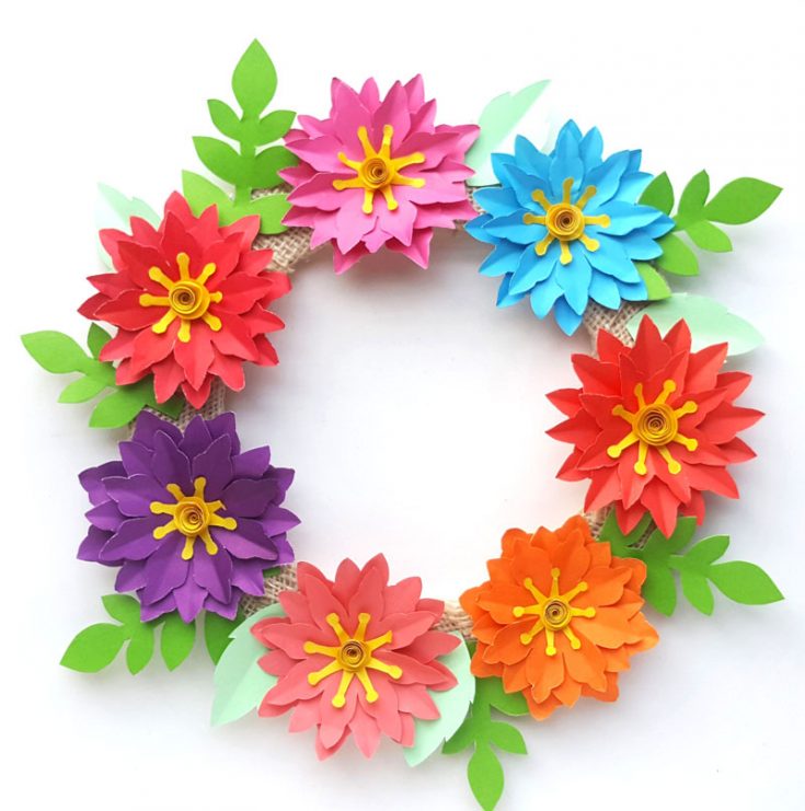 Paper Flower Wreath Tutorial - Free Printable Templates