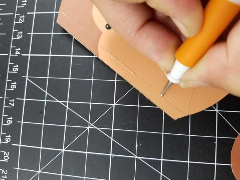 Monkey Party Favors free printable treat boxes * Moms and Crafters