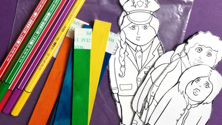 Plane Travel Puppets – Airplane Activity for Toddlers and Kids
