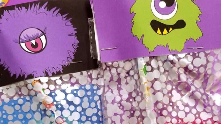 Monster Party Favors – Free Printable Favor Bag Toppers