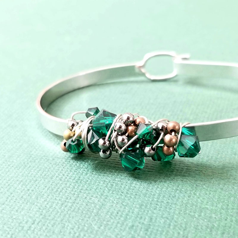 How To Make A Twisted Wire Bangle! - YouTube