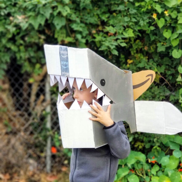 DIY Shark Costume – No Sew Upcycled Boxtume (Cardboard Box Costume)