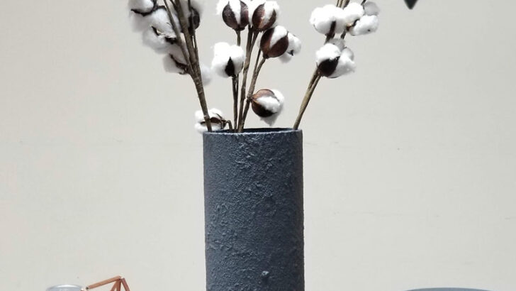 Painted Vase Makeover – and a neutral-but-not-boring tablescape!