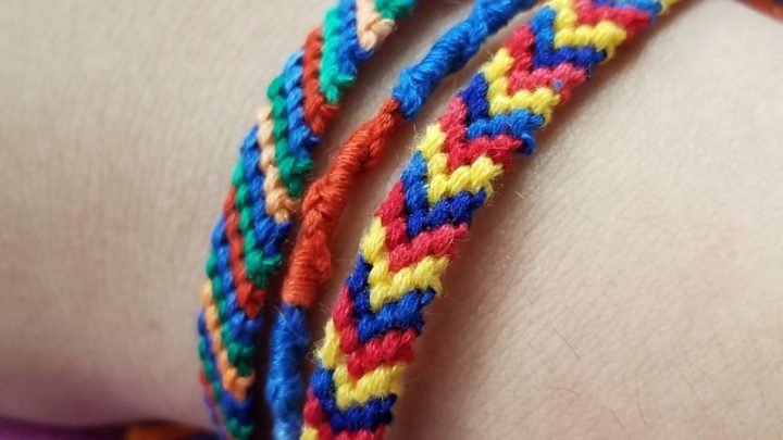 How to Make a Friendship Bracelet : 9 Steps (with Pictures) - Instructables