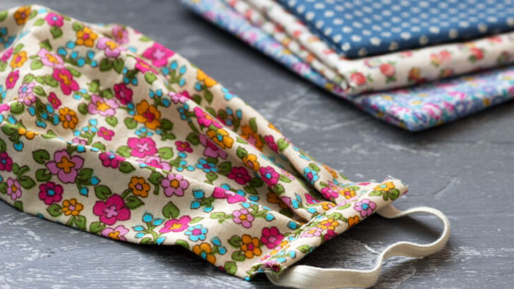 How to Make DIY Face Masks from Fabric