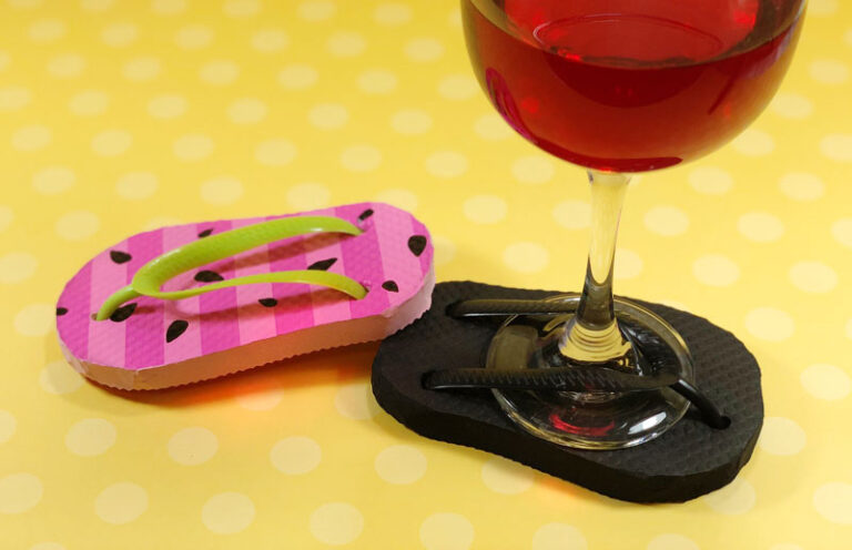 DIY Flip Flop Coasters for Stemware – Dollar Store Summer Craft