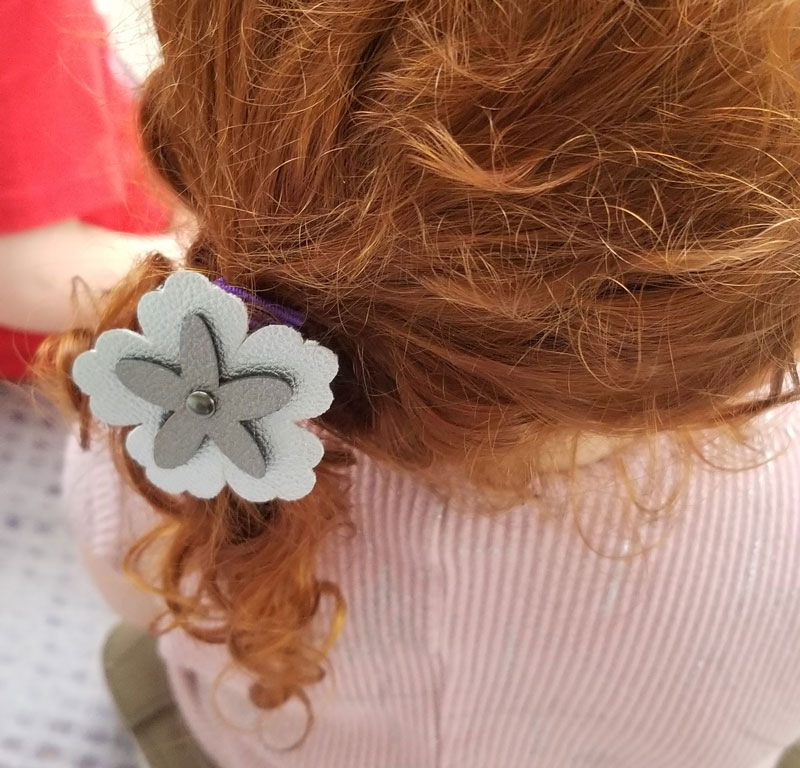 diy flower hair accessories model 1