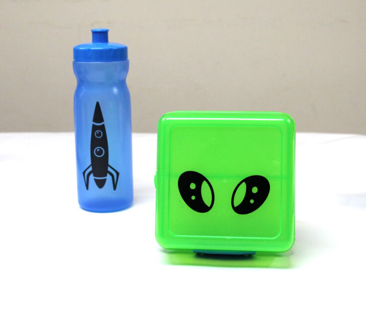 Personalize and Decorate Lunch Box Sets Back to School Cricut Craft