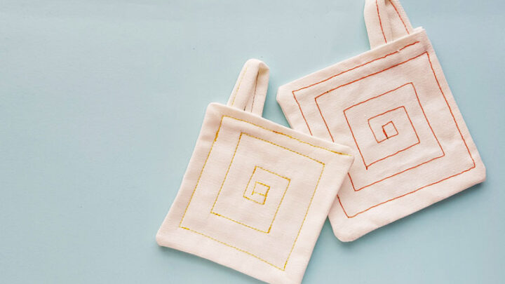 How to Sew a Potholder: beginner sewing tutorial