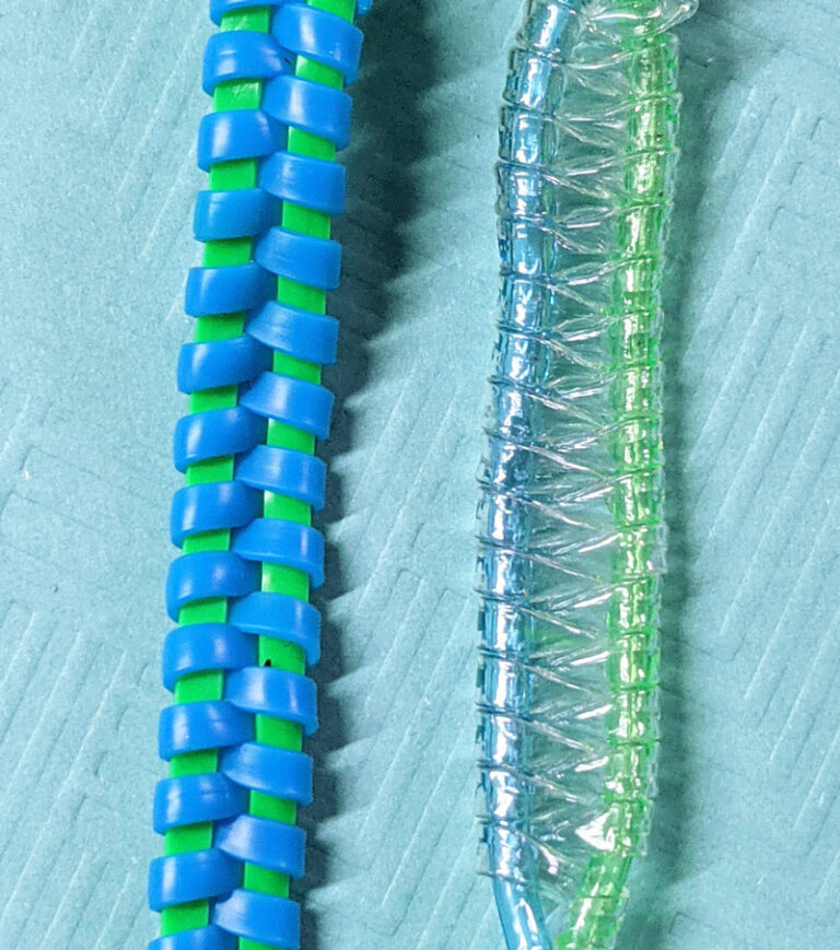 Zipper Stitch Lanyard Boondoggle Tutorial