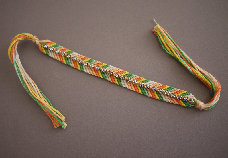 Easy Friendship Bracelet Patterns to Try