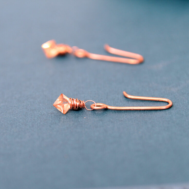 How to wrap crystals with wire * Moms and Crafters