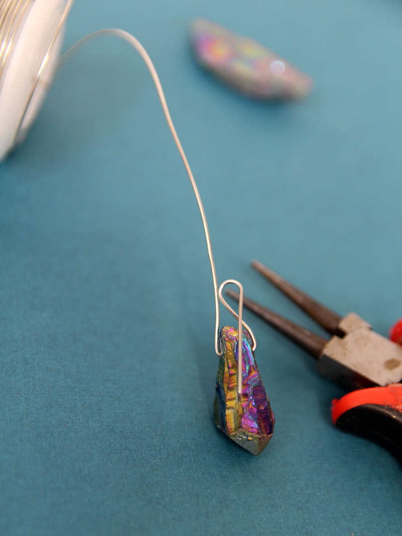 How to wrap crystals with wire * Moms and Crafters