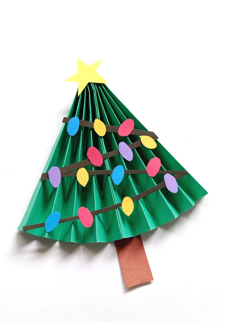 Paper Christmas Crafts for Kids * Moms and Crafters