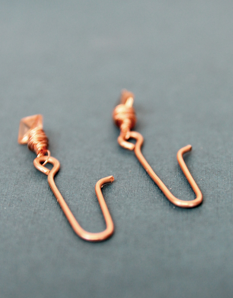 How to Make Earwires from Scratch * Moms and Crafters