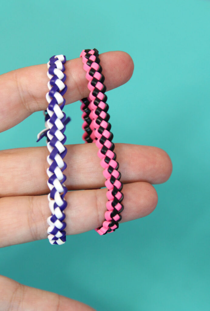 How to Make a Gimp bracelet 3 Ways * Moms and Crafters