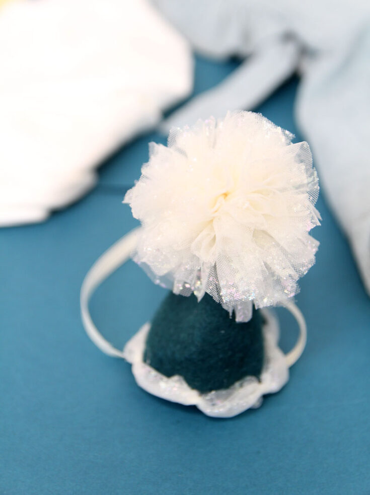 Newborn Hat with Bow Tutorial, Newborn Crafts Idea