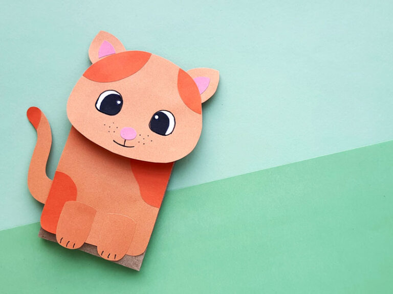 Cat Paper Bag Puppet with a free template!