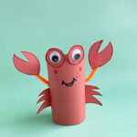 Crab Craft for Preschoolers * Moms and Crafters