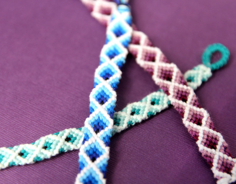 Diamond Friendship Bracelet Pattern - With a 3D Effect!