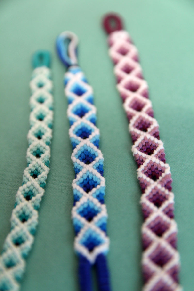 19 Easy Friendship Bracelet Patterns for Beginners - Sarah Maker