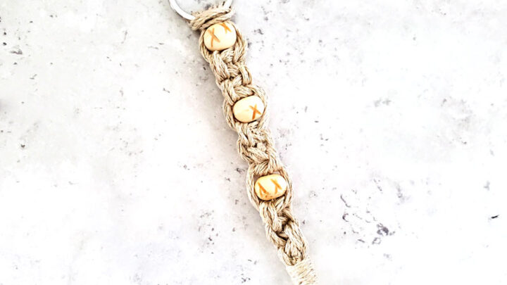 Macrame Keychain – Classic Hemp Cord Craft