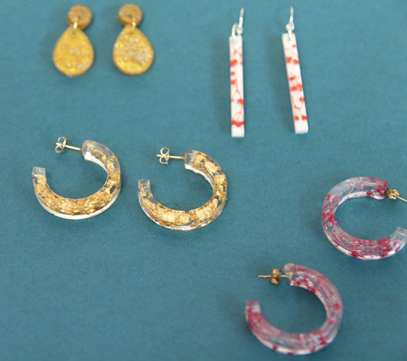 You NEED to make these Resin Hoop Earrings! - YouTube