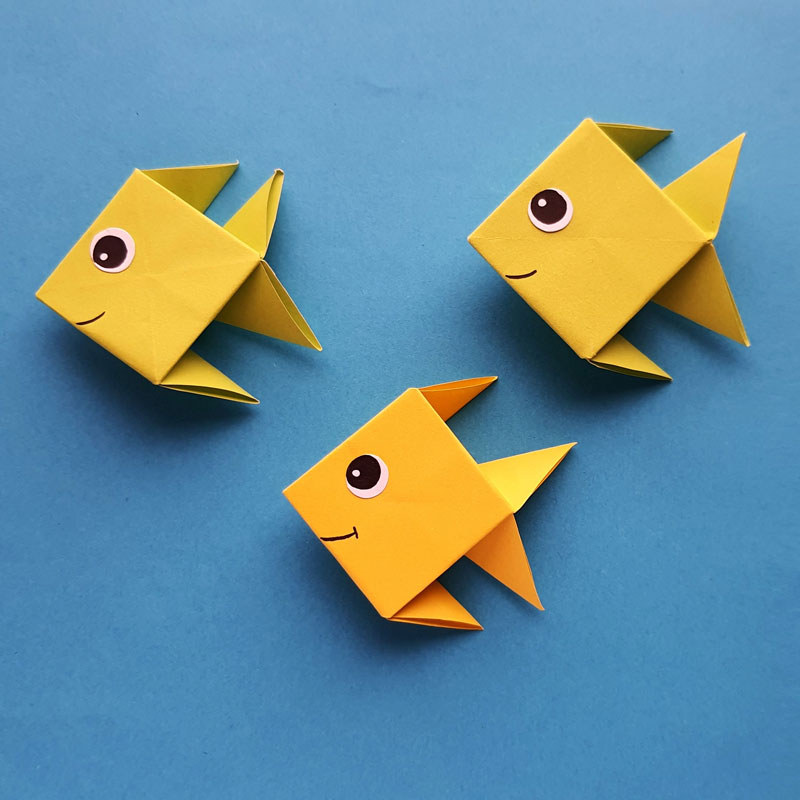 Origami Fish - Easy Tutorial for Beginners * Moms and Crafters