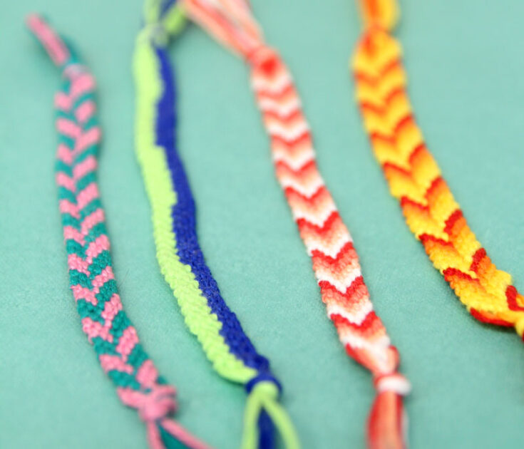 Chevron Friendship Bracelet Pattern 5 Ways * Moms and Crafters
