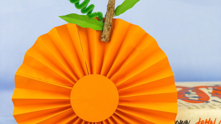 How to Make Paper Pumpkin Wall Decor