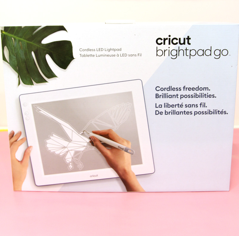 Live - Cricut Bright Pad Go (A Portable Lightpad)