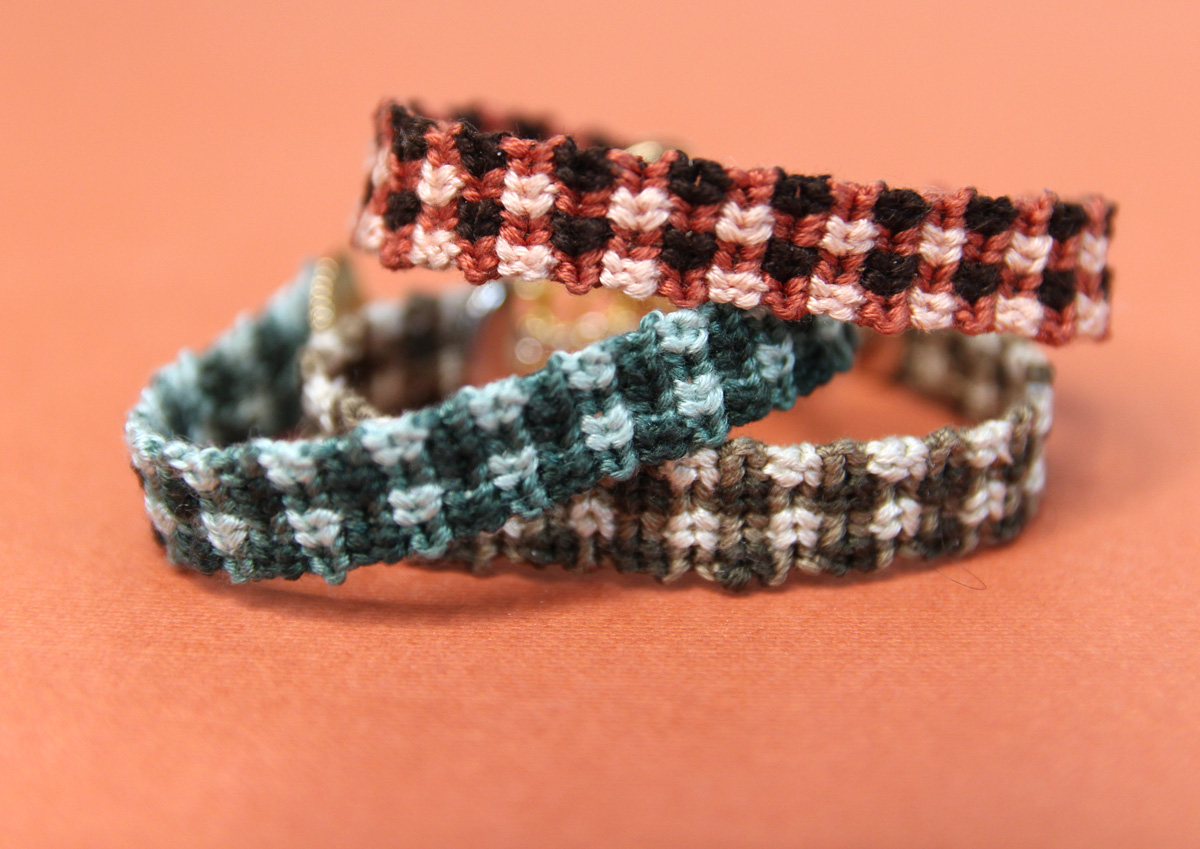 How to Make a Diamond Friendship Bracelet - Cutesy Crafts